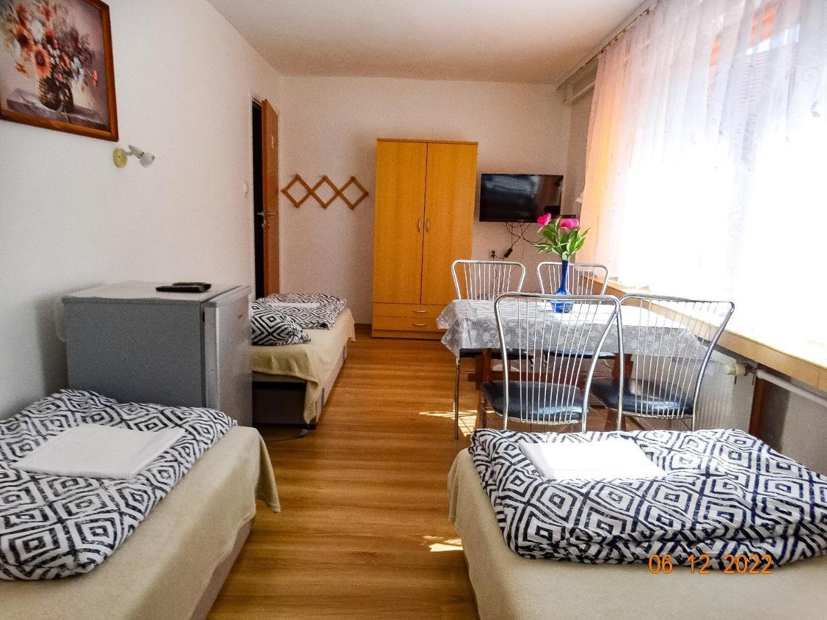 Pokoje Goscinne Duszniki Zdroj Luaran gambar